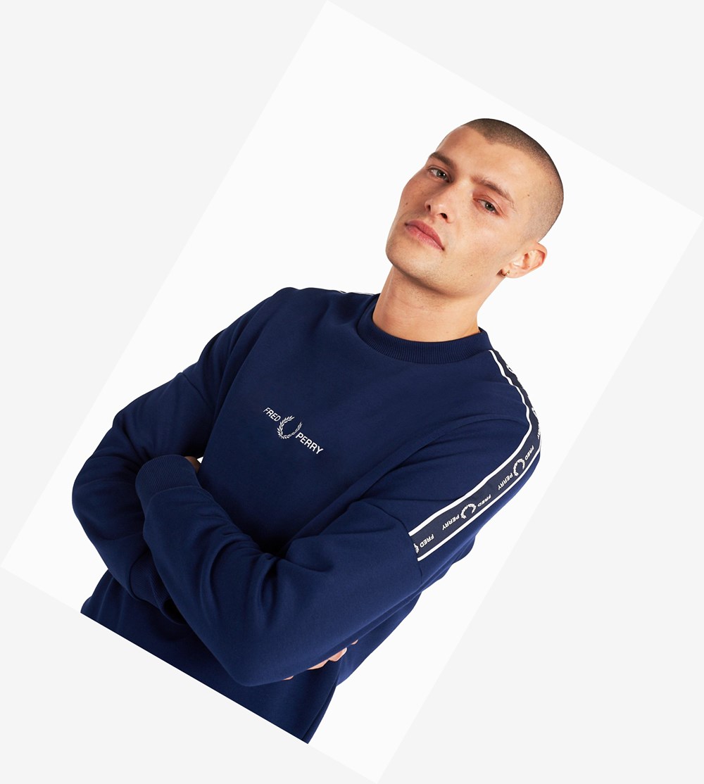 Fred Perry Taped Sleeve Sweatshirt Heren Donkerblauw | WPS193450